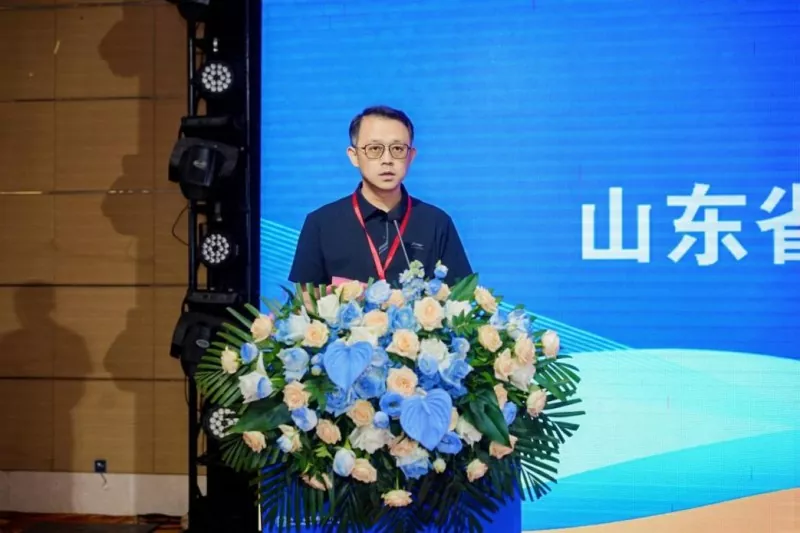 Centrarse en el desarrollo global: la Asociación de la Industria de Estructuras de Acero de Shandong celebra con éxito una conferencia de intercambio de experiencias sobre internacionalización industrial