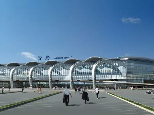 Terminal de aeropuerto con estructura de acero