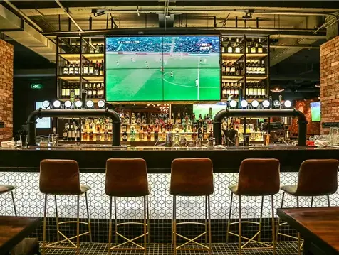 Barra deportiva con estructura de acero