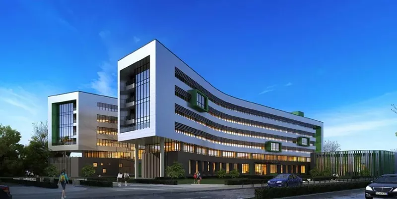 Edificio de enseñanza con estructura de acero