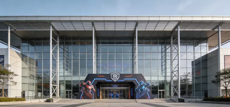 Estadio de deportes electrónicos con estructura de acero