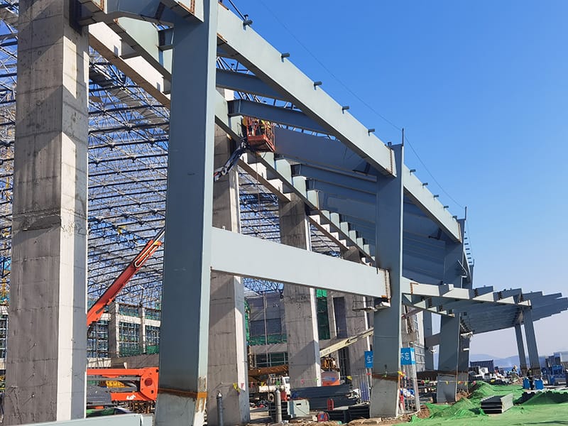 Edificio de la estación de tren de estructura de acero