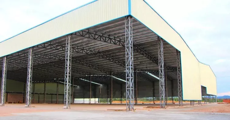 Almacén de armadura de acero